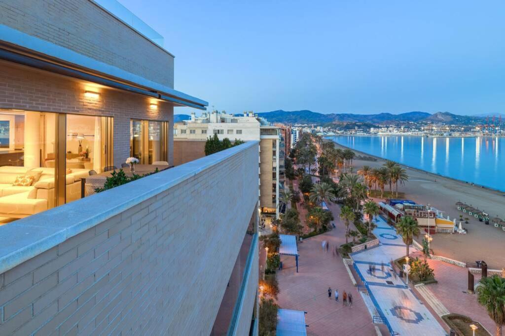 Apartamento D&R Penthouse On The Beach Málaga Exterior foto